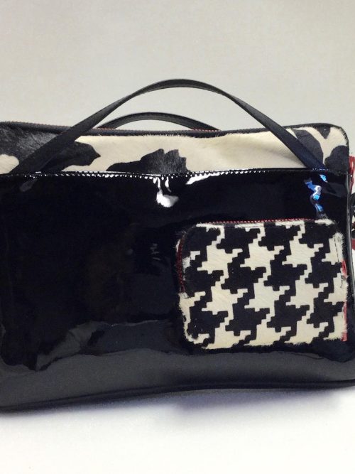 iPad pouch in black cow varnish