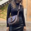 petit sac élégant et pour tous les jours. chic et original. brun foncé. fait main à Genève.
