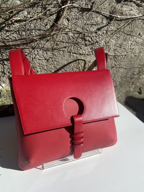The red messenger