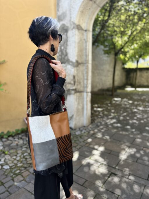 upcycling bag made from leather scraps. patchwork. colorful bag. everyday bag.