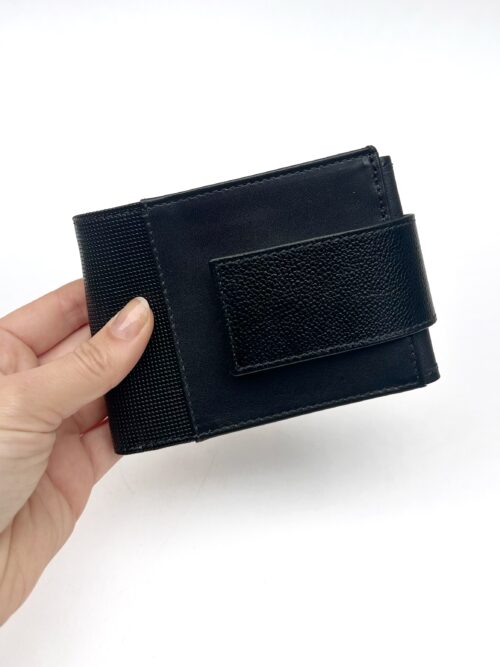 Black double wallet